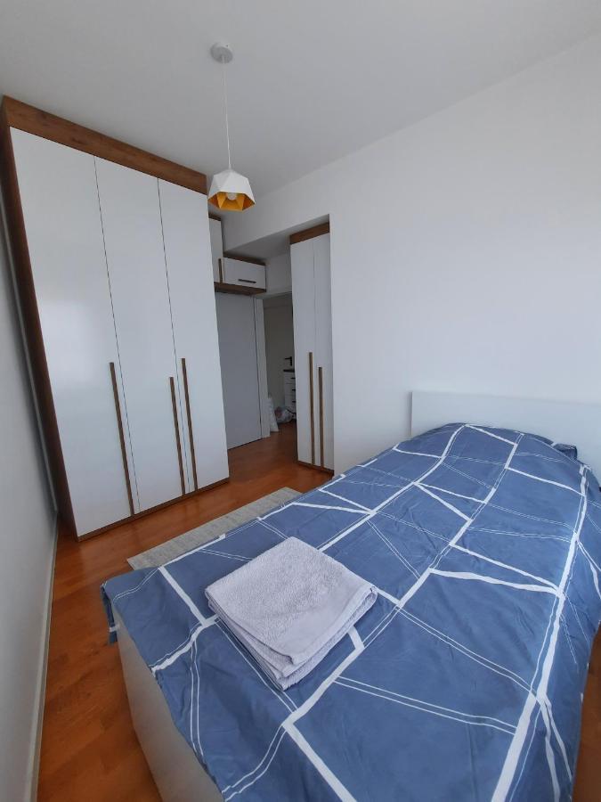 Luxury Sky View Apartment Pristina Esterno foto
