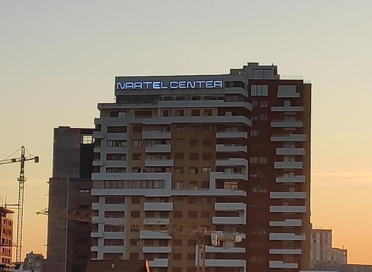 Luxury Sky View Apartment Pristina Esterno foto